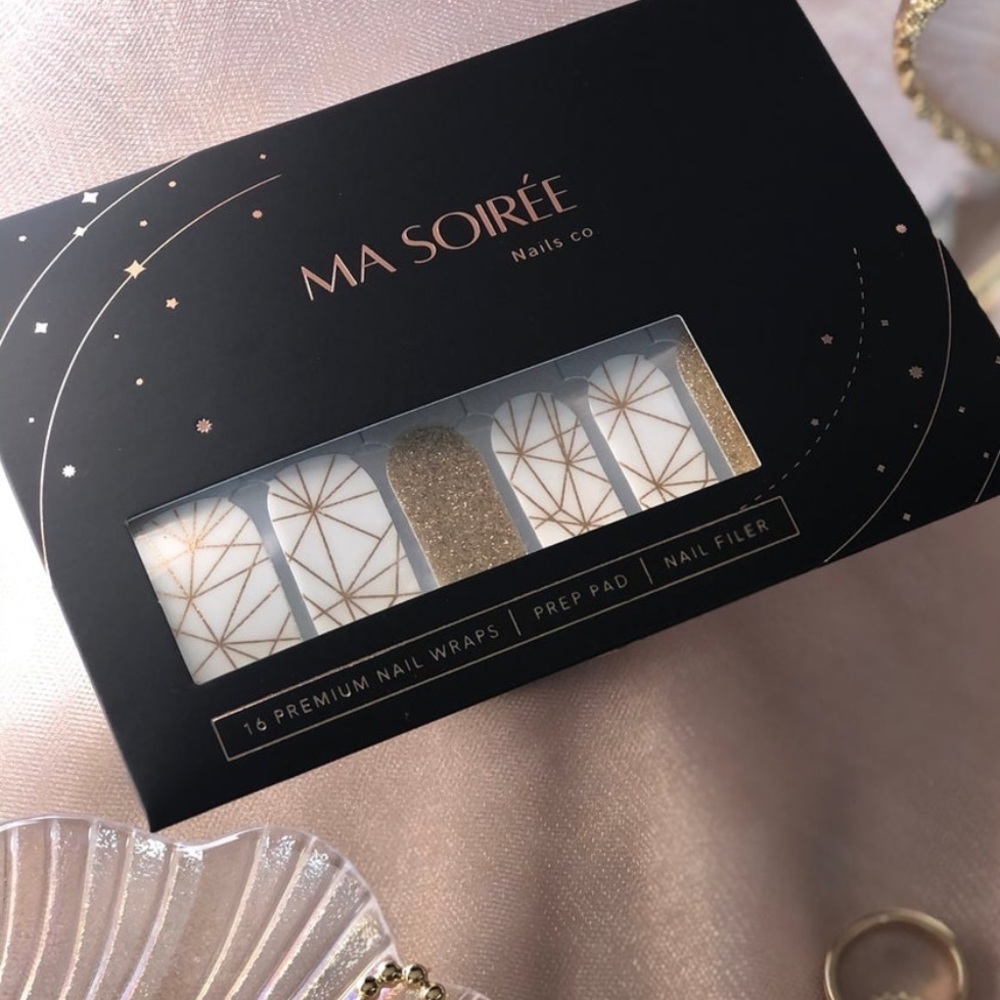 MA SOIRÉE Nails Co. | Golden 💅